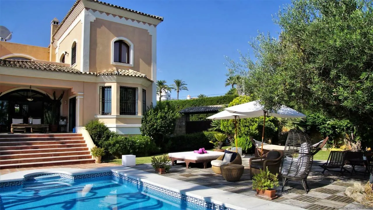 Luxury Villa Hortensia Marbella 0*,