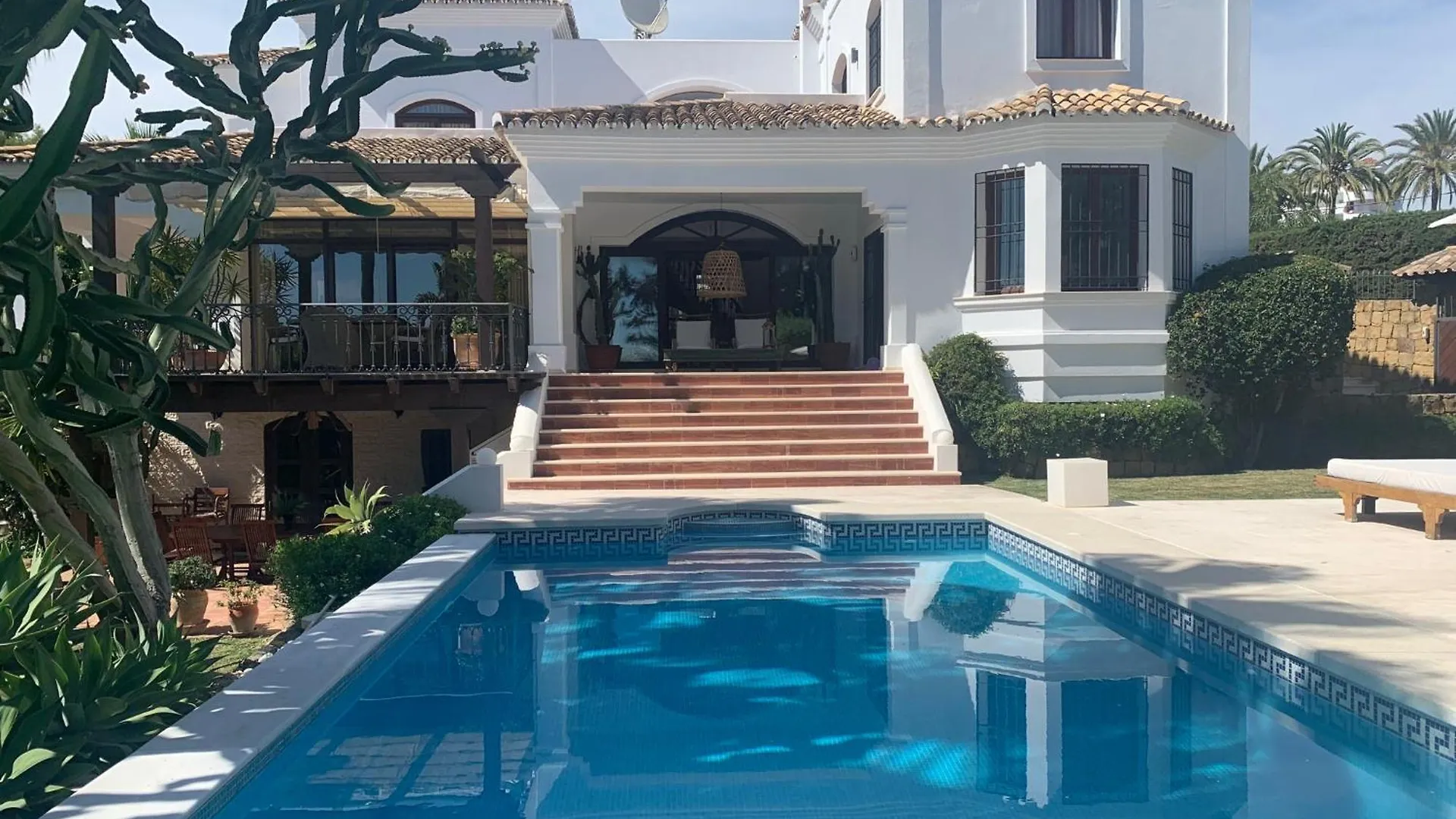 Luxury Villa Hortensia 马尔韦利亚